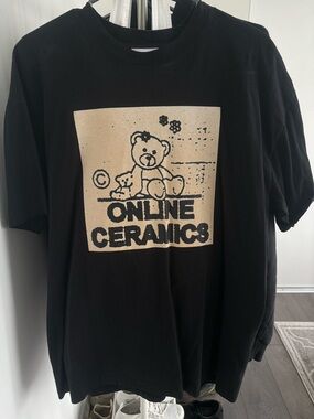 Online Ceramics Black Graphic Tee with Beige Bear Print